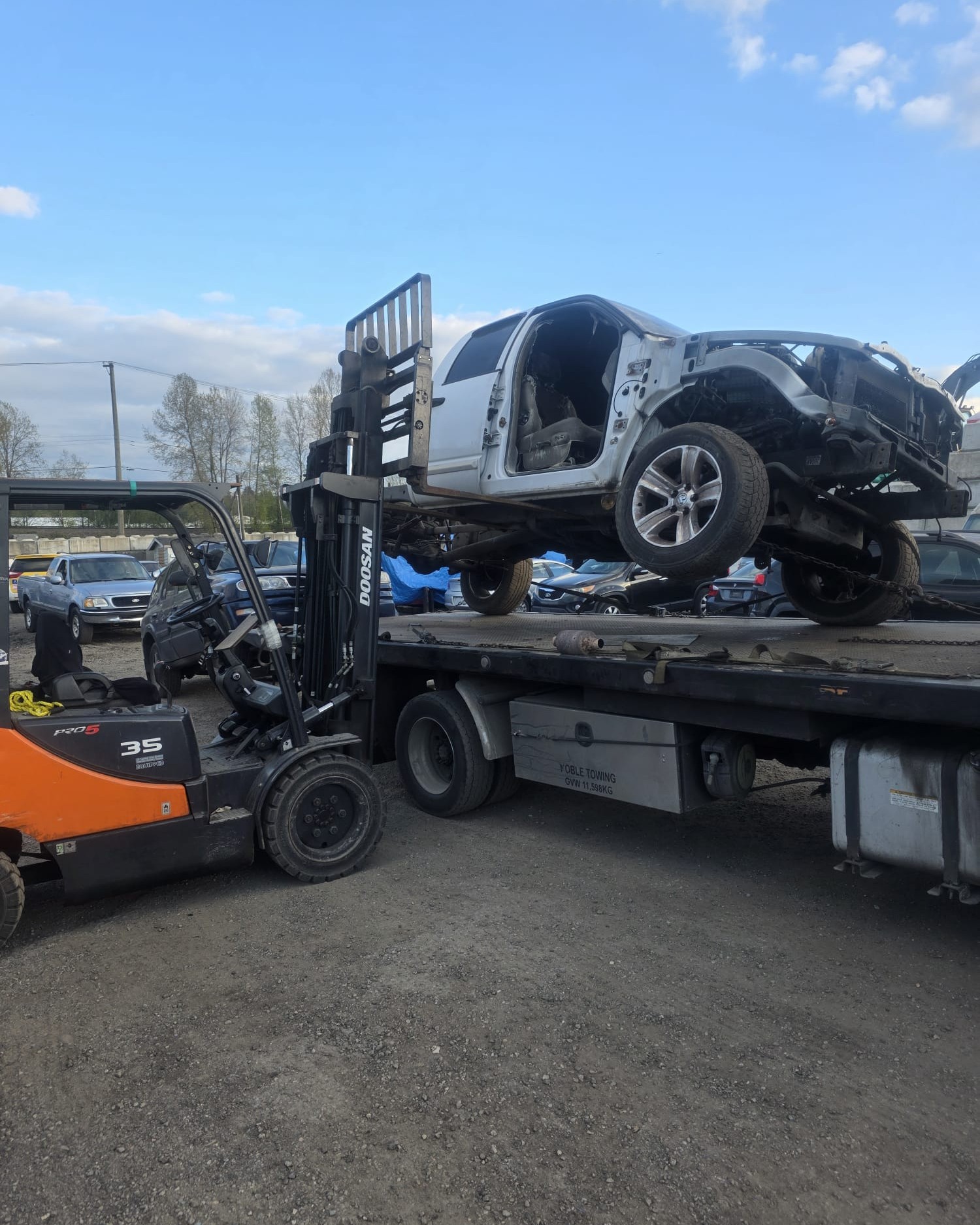 Scrap car removal and cash for cars pickup near Surrey BC